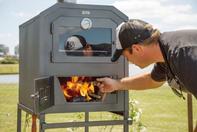 Become a Master of Fire Management in Your Wood-Fired Oven