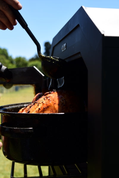 Recipe – Wood-Oven Spatchcock Turkey with the Silkiest Thanksgiving Gravy