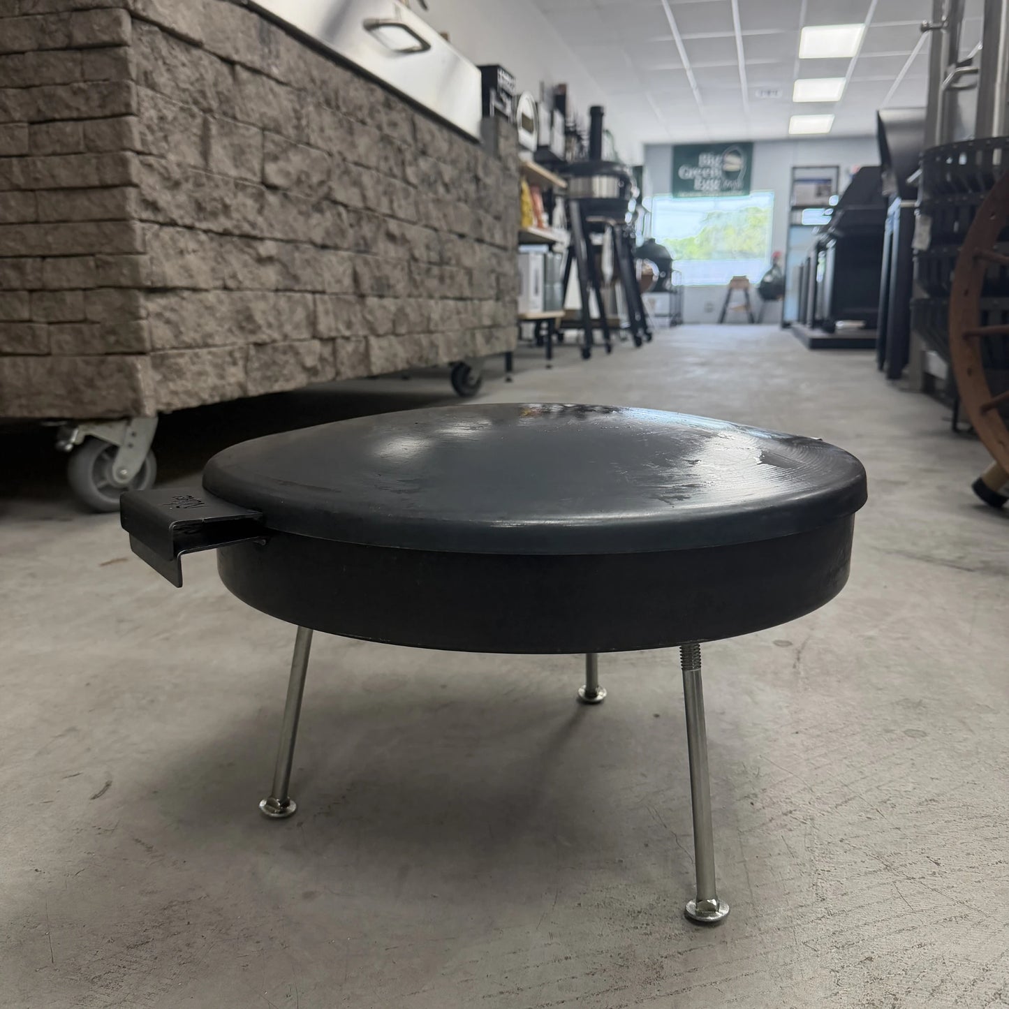 Ñuke BBQ Plow Disc with Lid