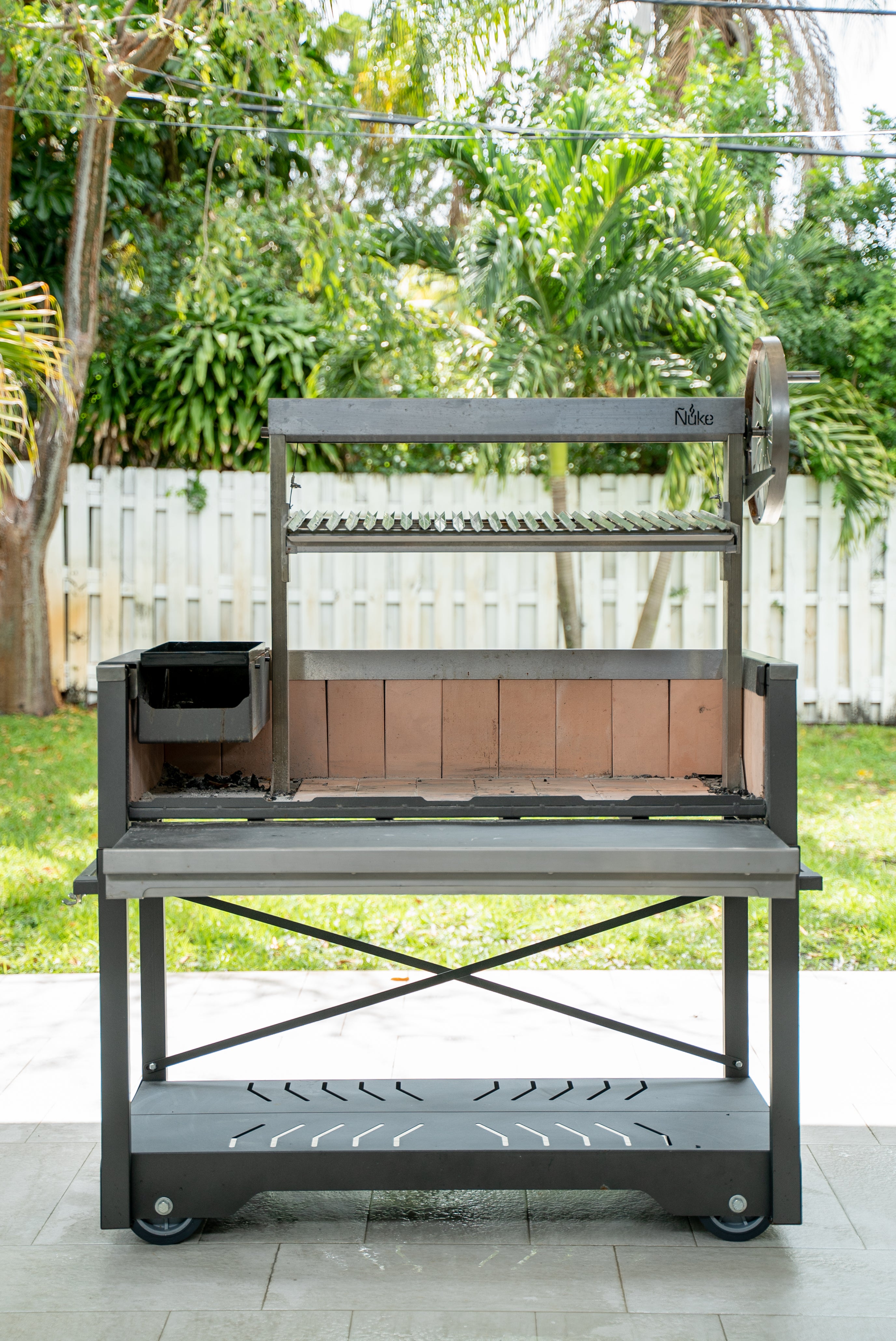 Ñuke Puma Santa Maria Grill