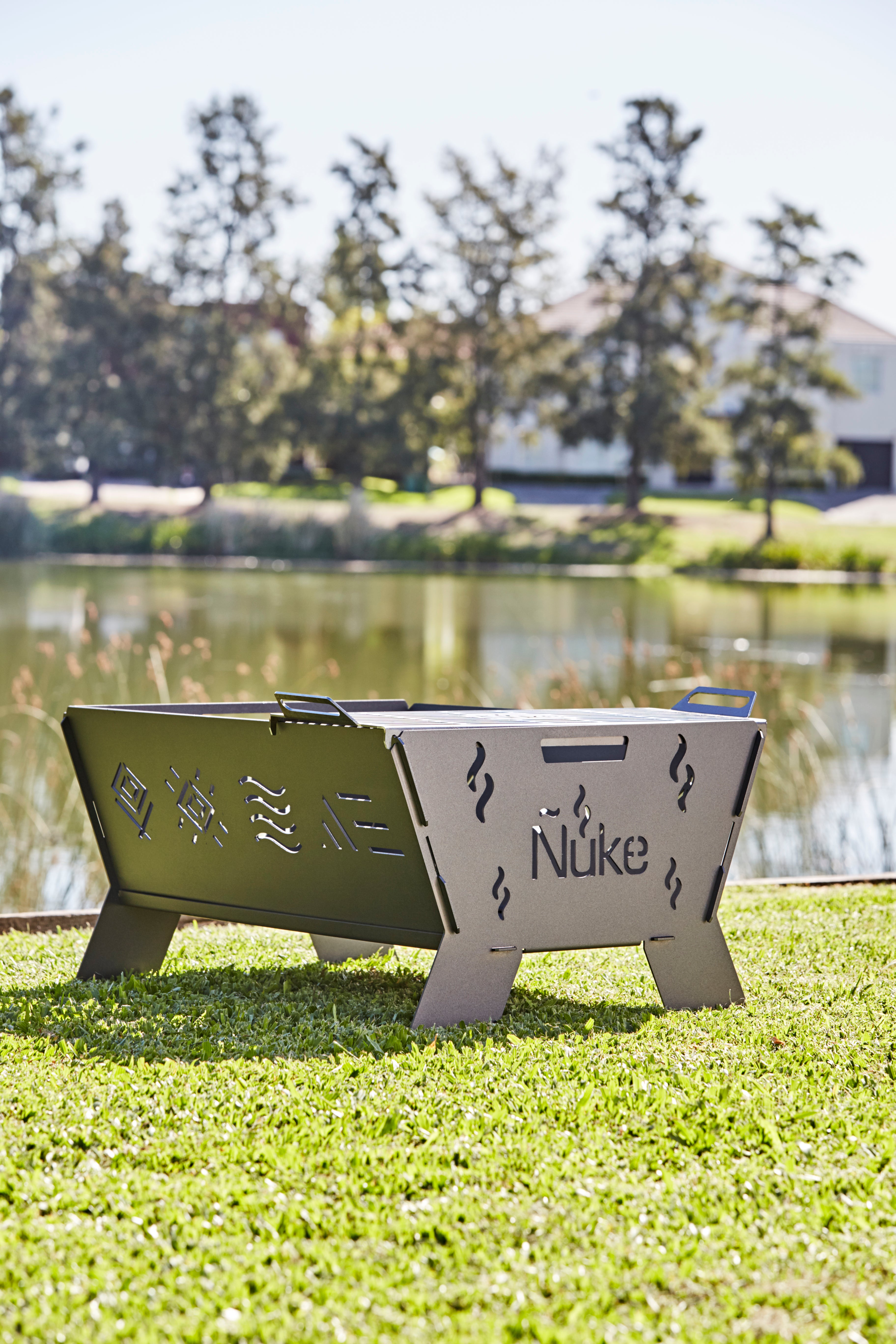 Ñuke Huapi 70 - Collapsible Fire Pit Grill – Nuke BBQ