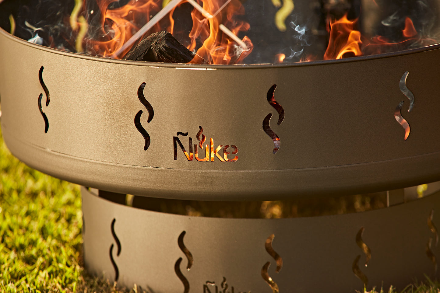 Patagonia Wood Fire Grill - Ñuke Patagonia Fire Pit